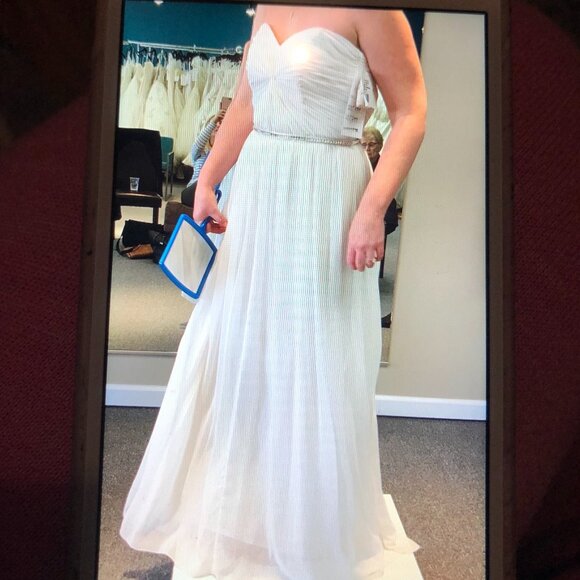 NEVER WORN! Strapless Wedding Dress - Picture 2 of 7